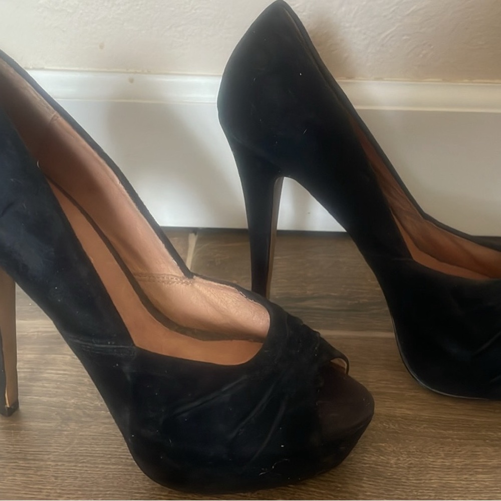 New Aldo Elegant Black High Heels size 7